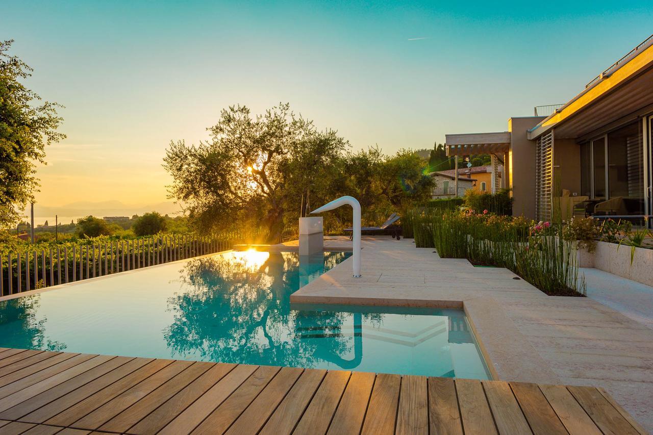San Colombano Suites Бардолино Экстерьер фото